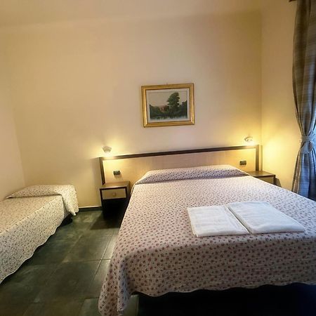 Clarian Affittacamere Rome Bagian luar foto